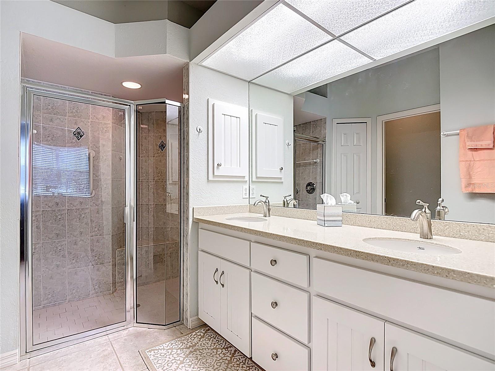 Image 44 of 75 For 13348 Pembroke Circle N