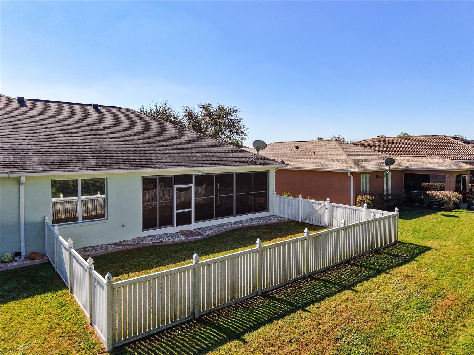 Image 56 of 75 For 13348 Pembroke Circle N