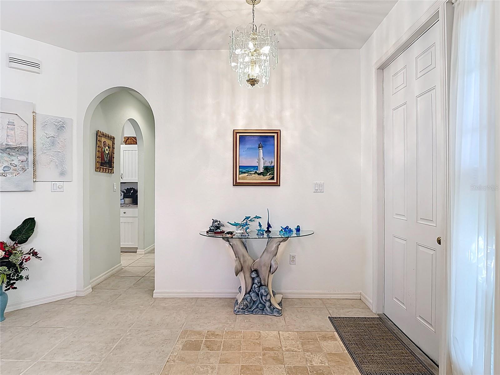 Image 6 of 75 For 13348 Pembroke Circle N