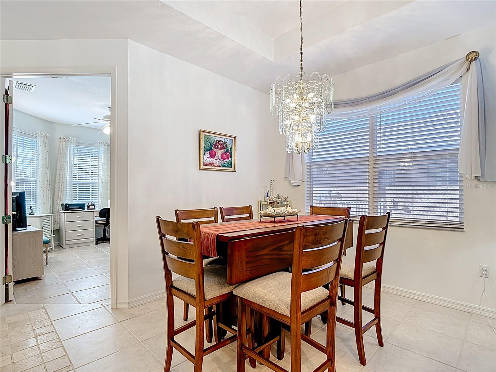 Image 7 of 75 For 13348 Pembroke Circle N