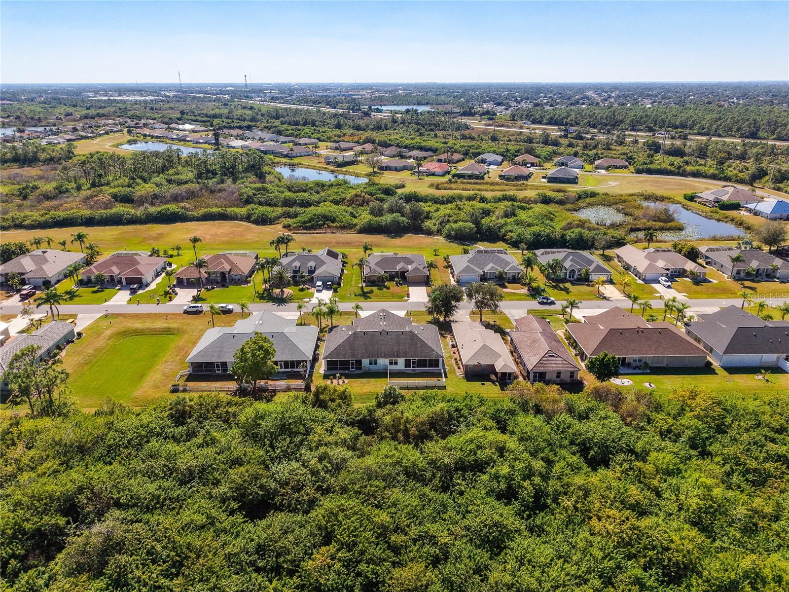 Image 70 of 75 For 13348 Pembroke Circle N