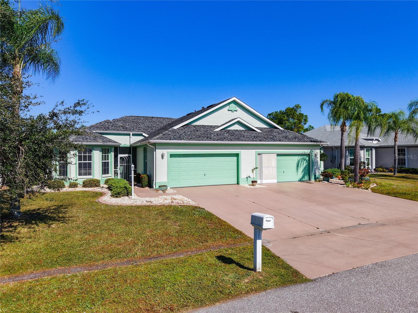 Image 74 of 75 For 13348 Pembroke Circle N