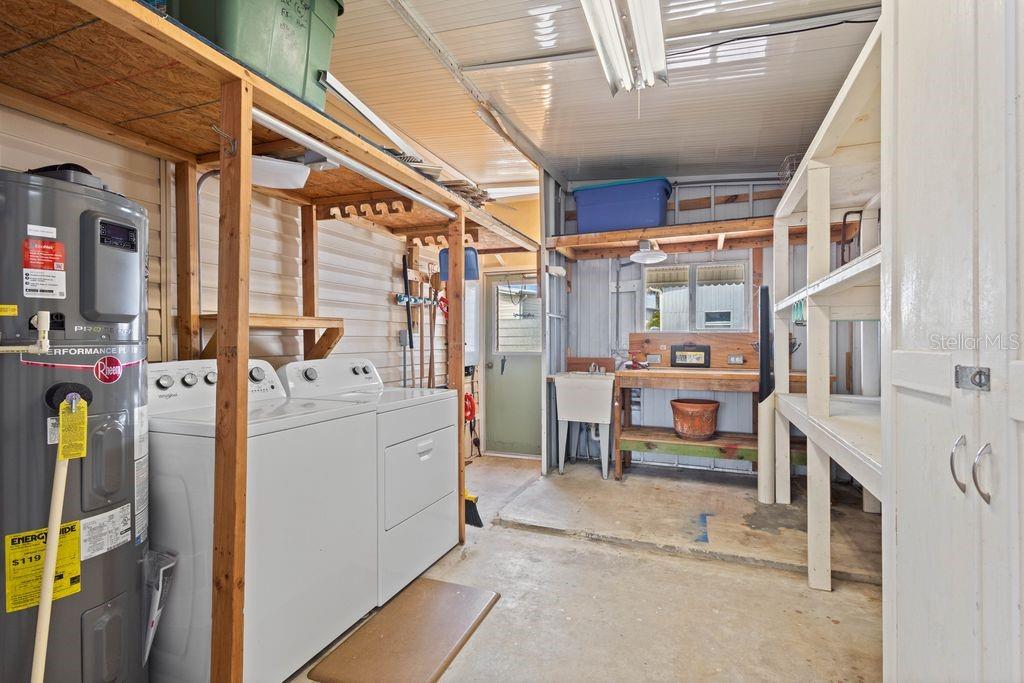 Image 16 of 28 For 10100 Burnt Store Road 48