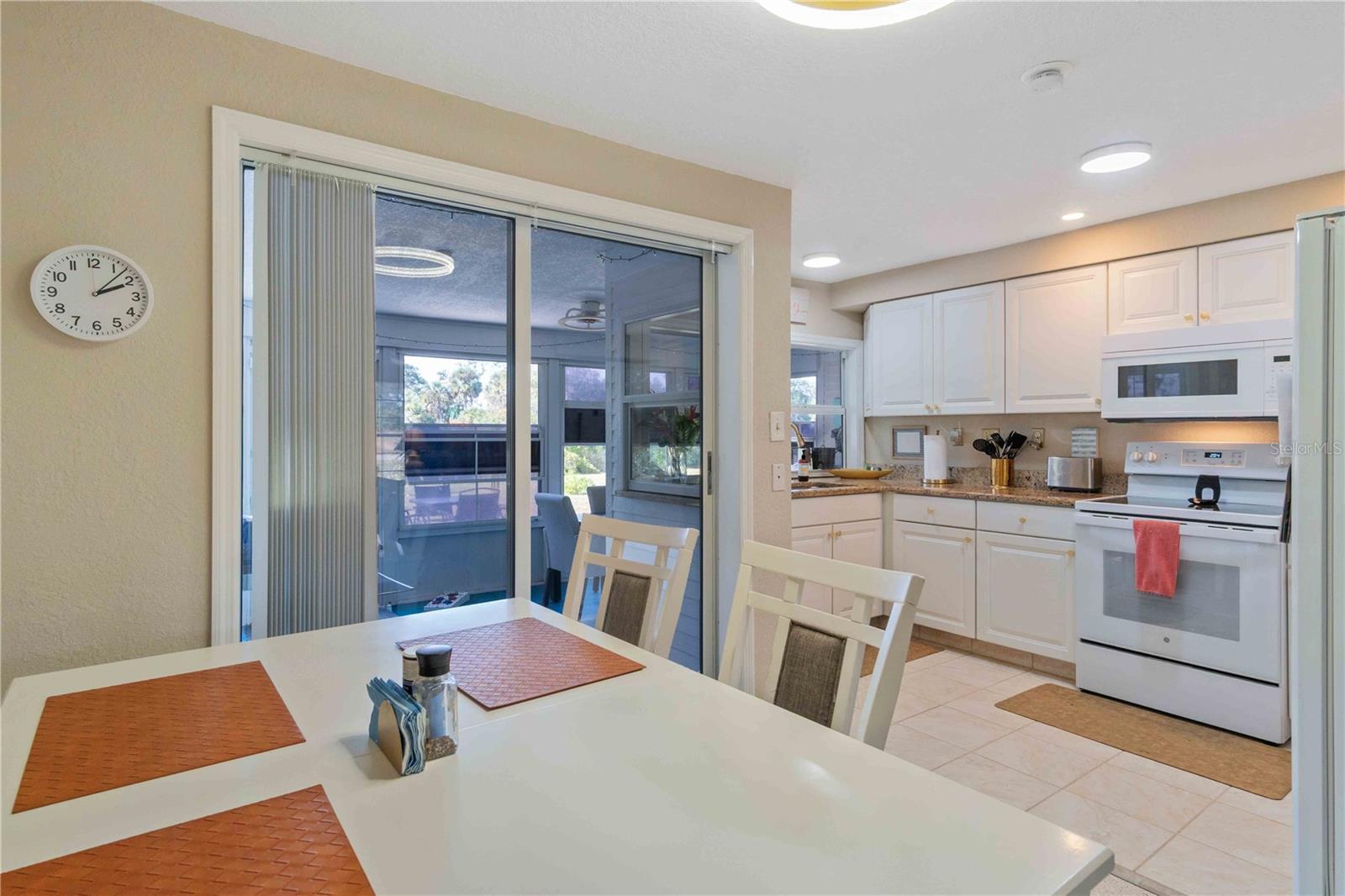 Image 22 of 71 For 333 Hile Lane