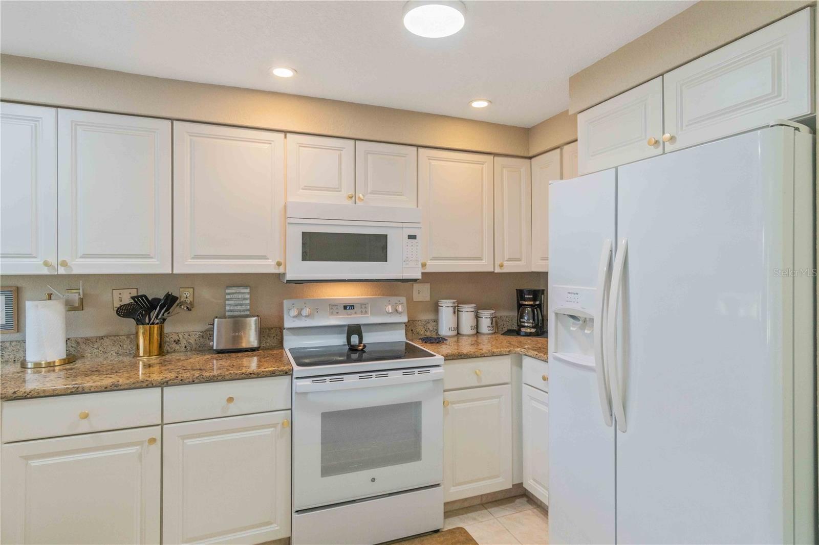 Image 25 of 71 For 333 Hile Lane