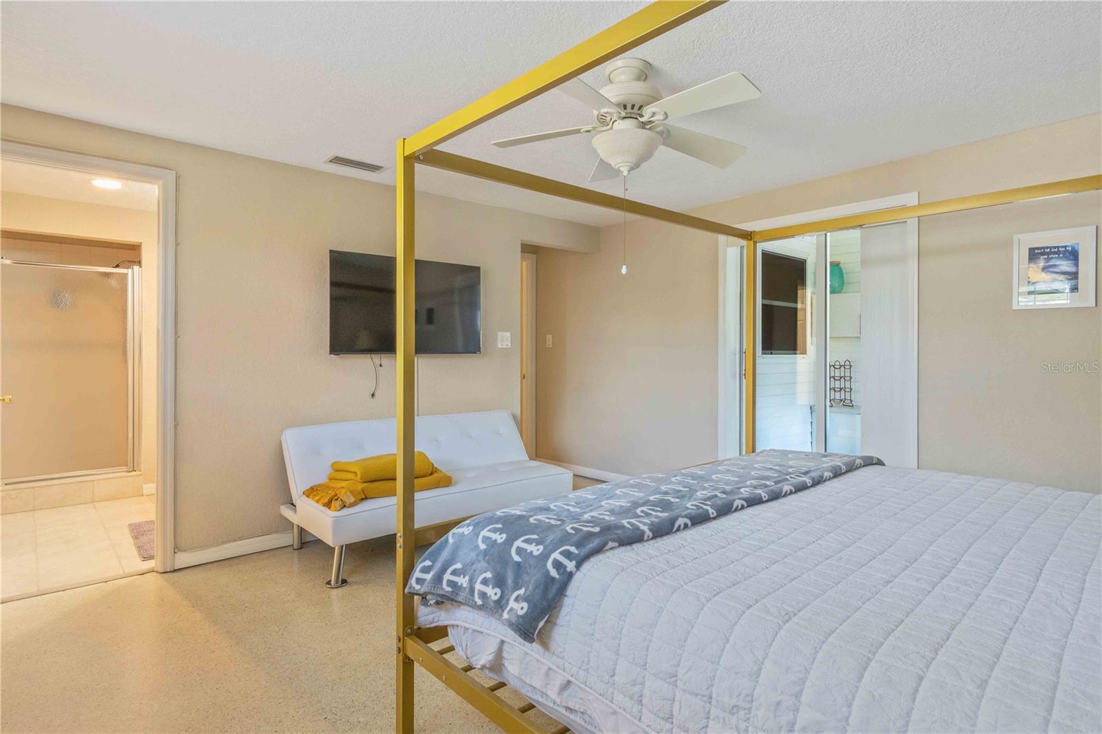 Image 35 of 71 For 333 Hile Lane