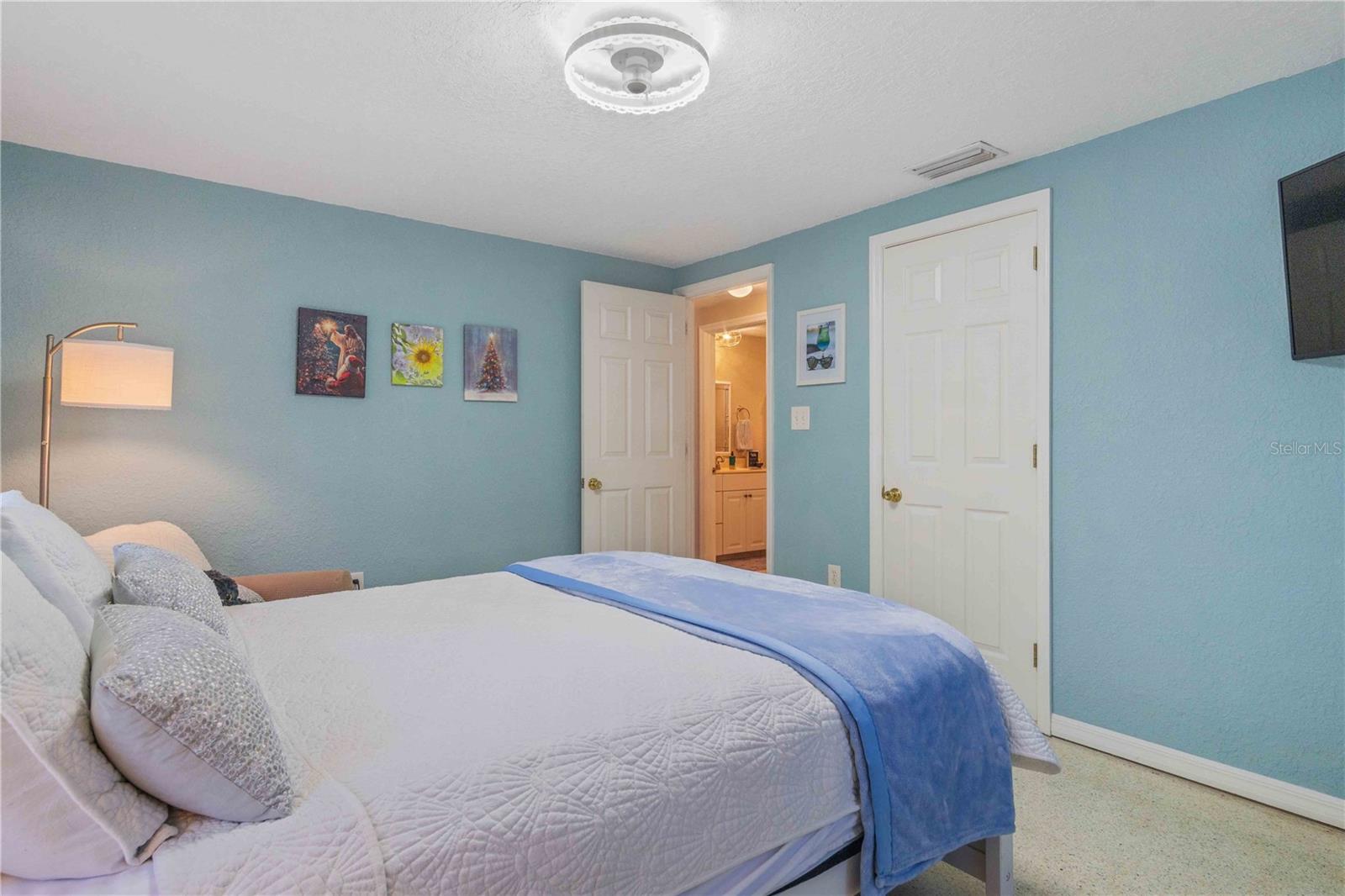 Image 40 of 71 For 333 Hile Lane