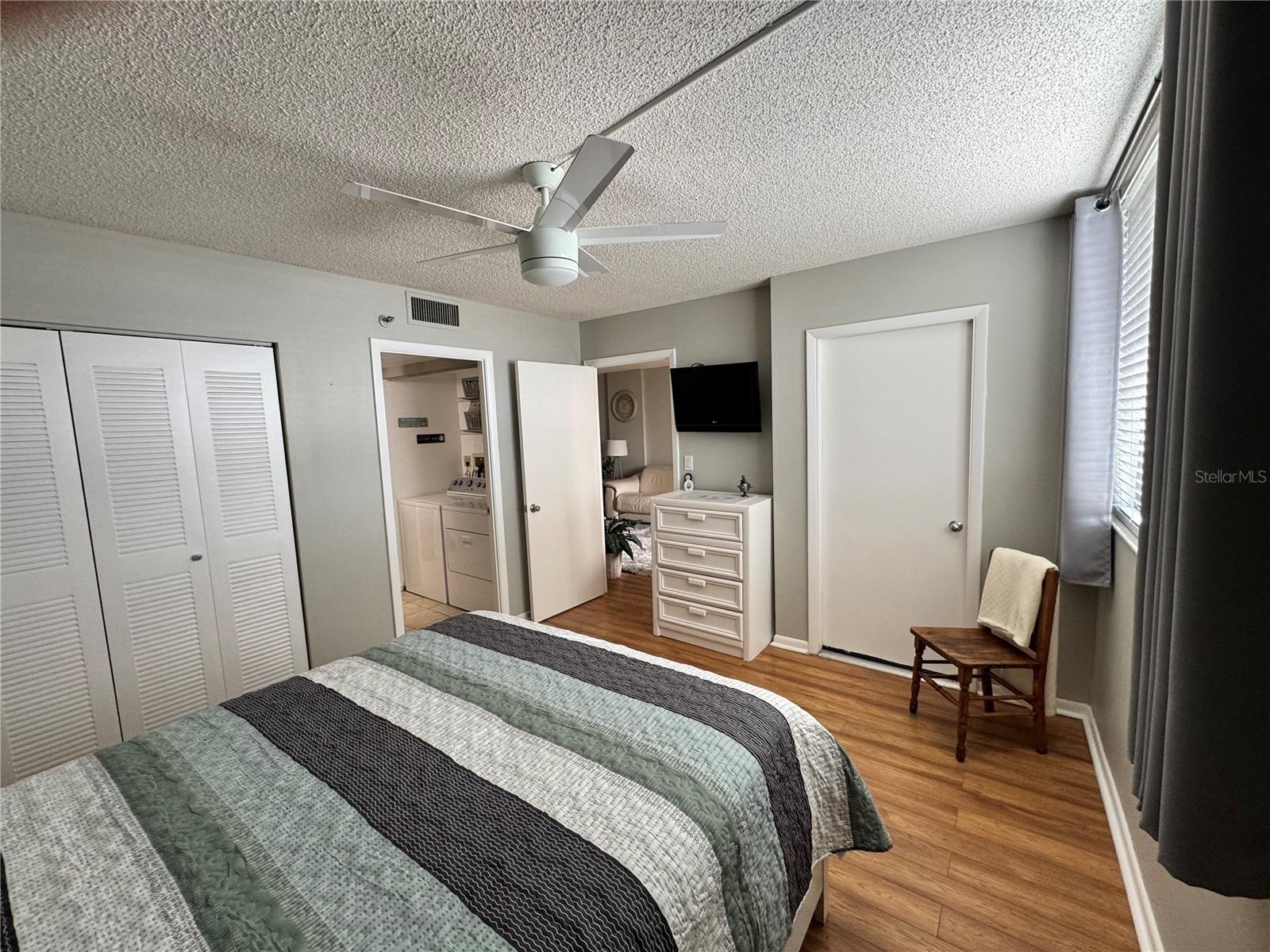 Image 22 of 46 For 3006 Caring Way 402