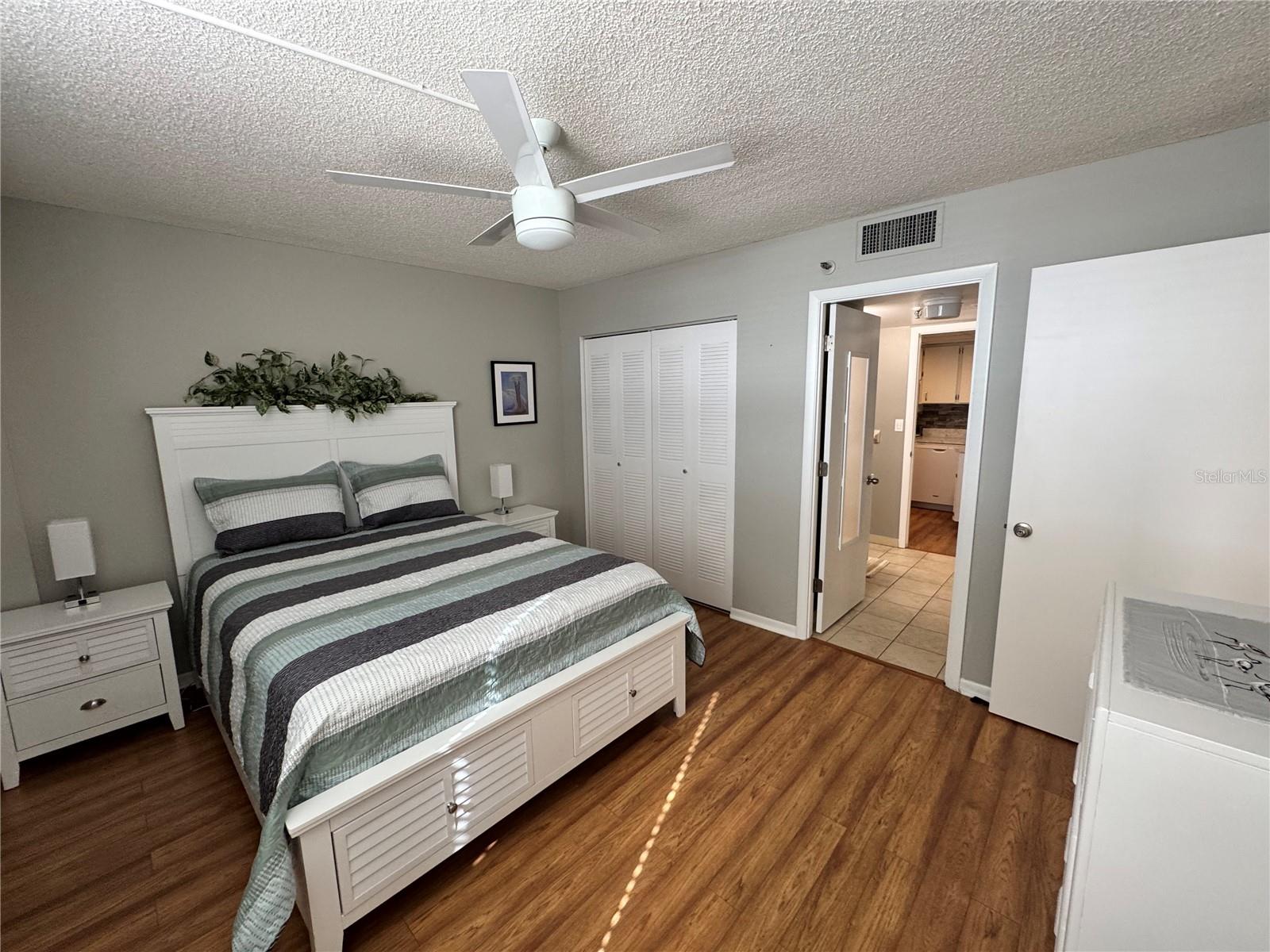 Image 23 of 46 For 3006 Caring Way 402