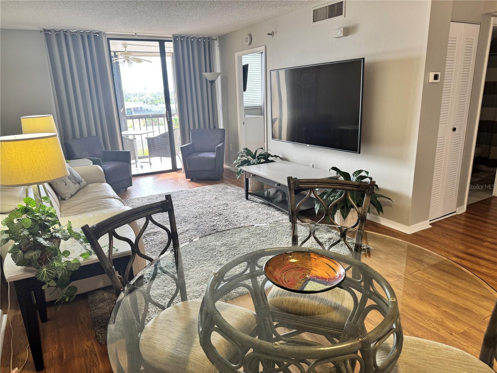 Image 8 of 46 For 3006 Caring Way 402