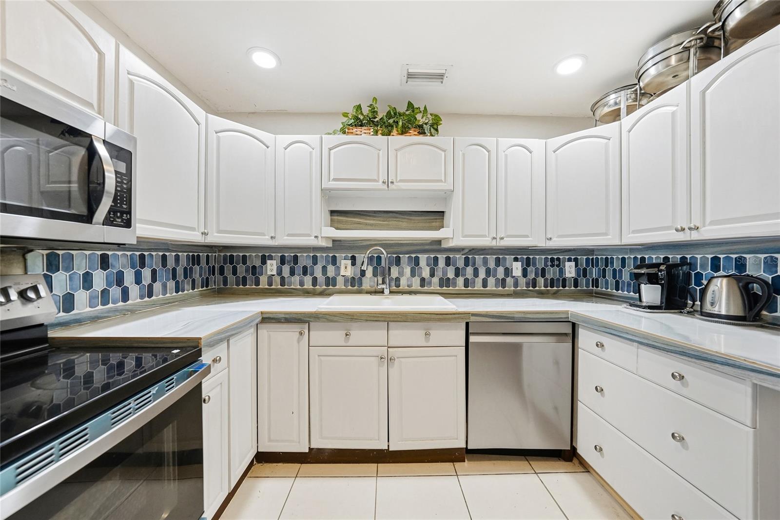 Image 6 of 29 For 2930 Acline Road