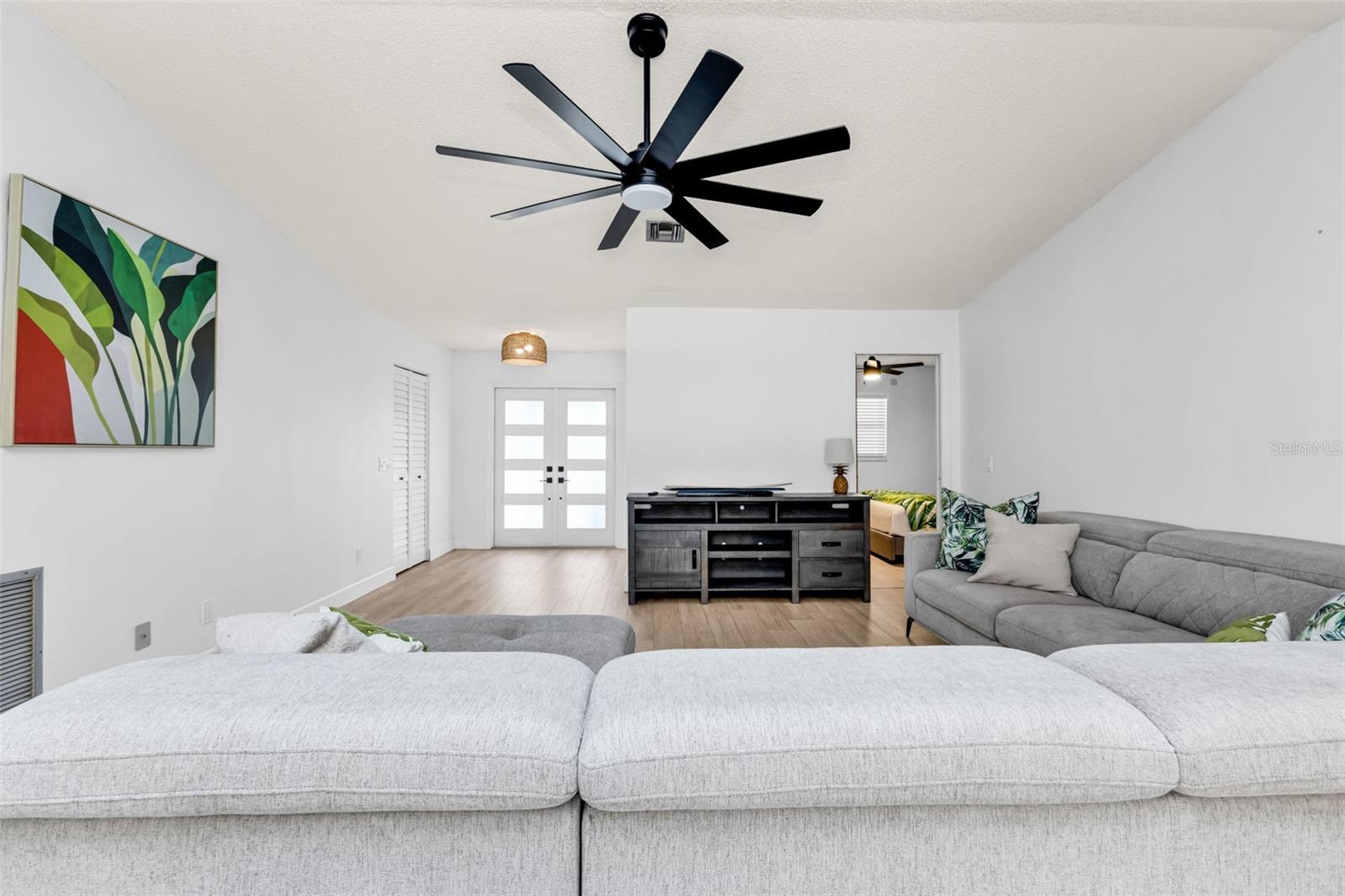 Image 22 of 76 For 1199 Beacon Drive