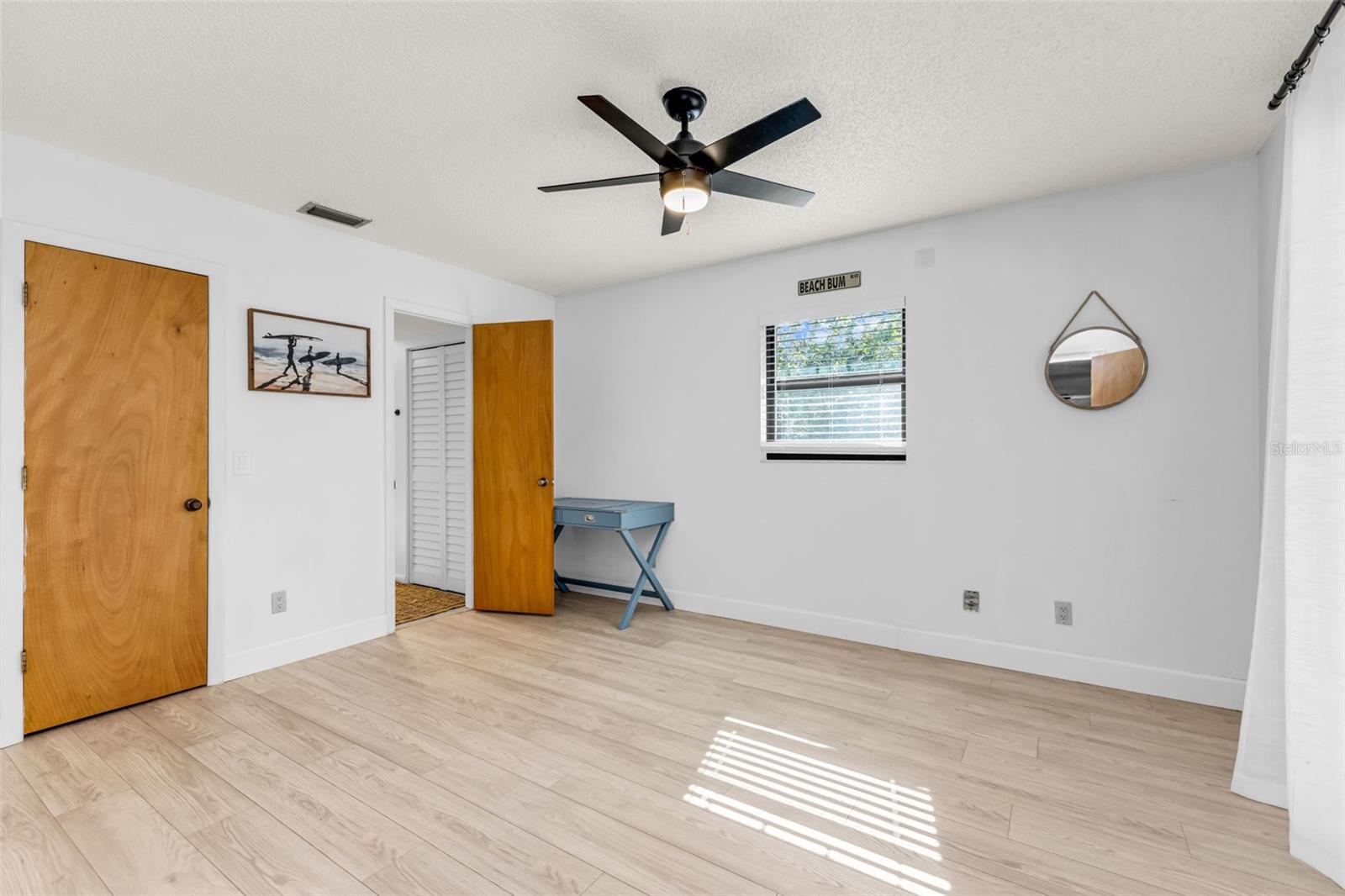 Image 24 of 76 For 1199 Beacon Drive