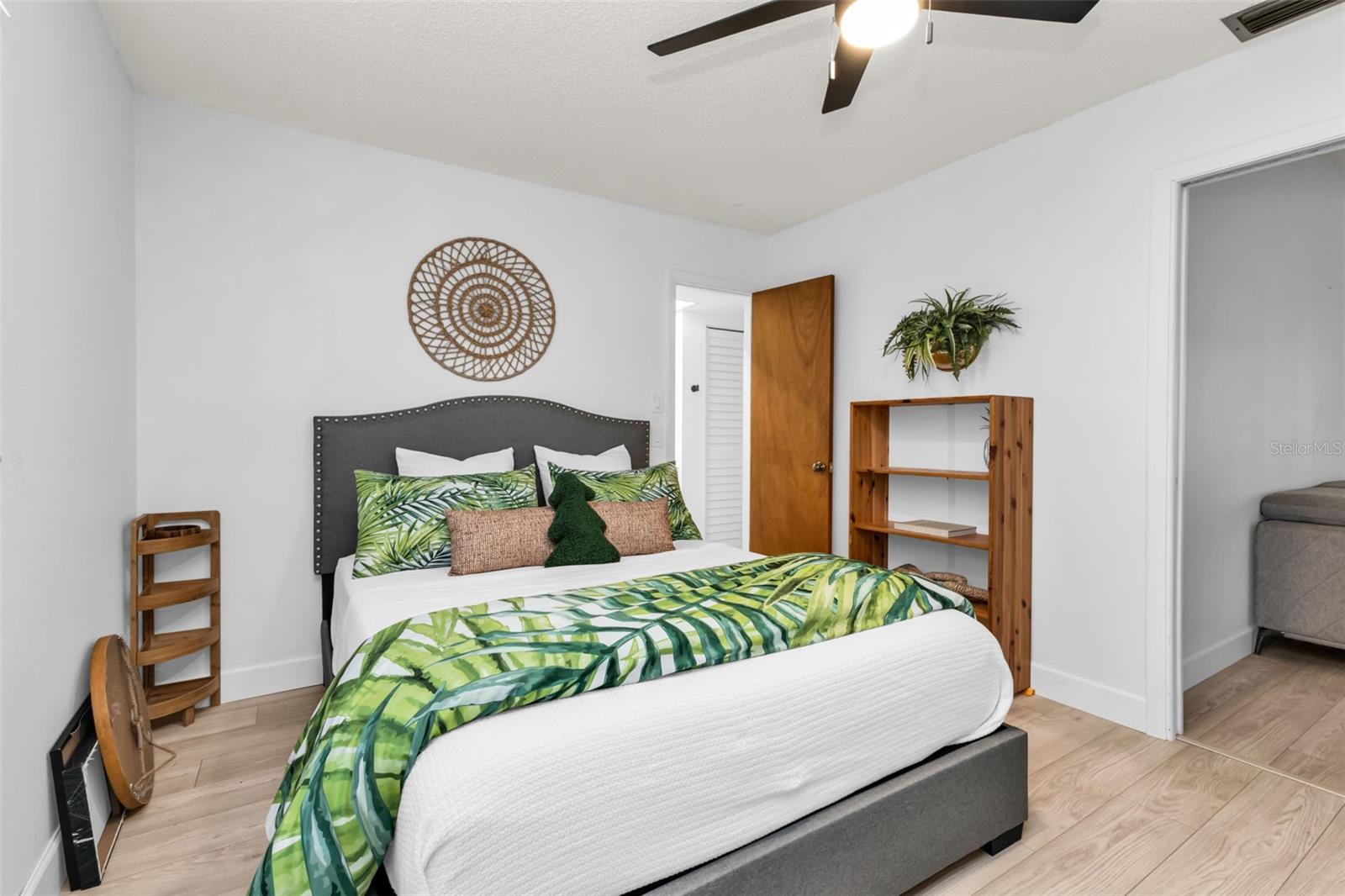 Image 32 of 76 For 1199 Beacon Drive