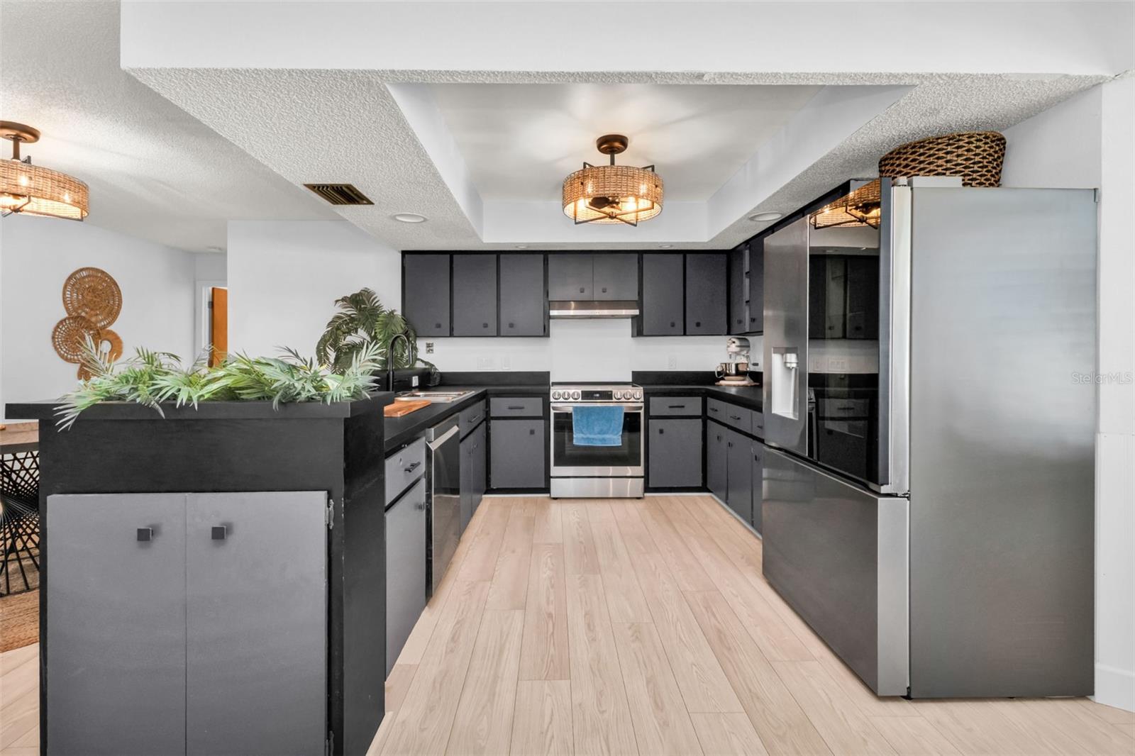 Image 37 of 76 For 1199 Beacon Drive