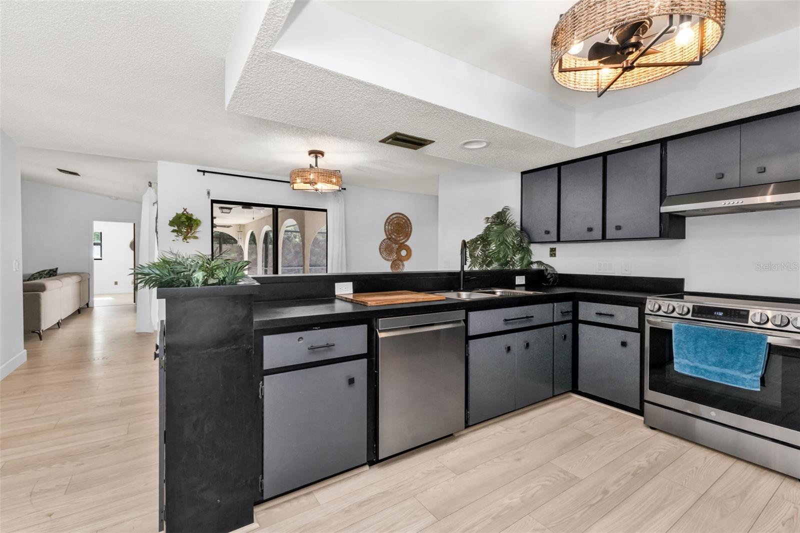 Image 38 of 76 For 1199 Beacon Drive