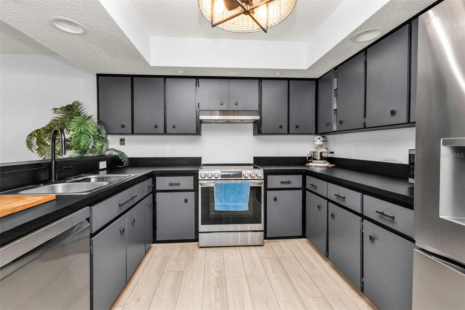 Image 39 of 76 For 1199 Beacon Drive