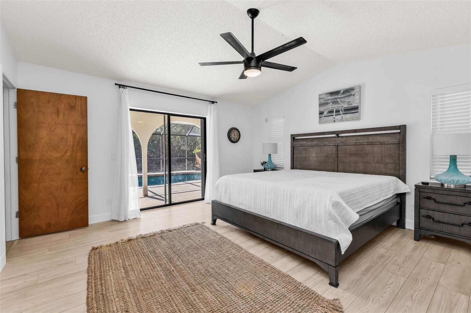 Image 43 of 76 For 1199 Beacon Drive