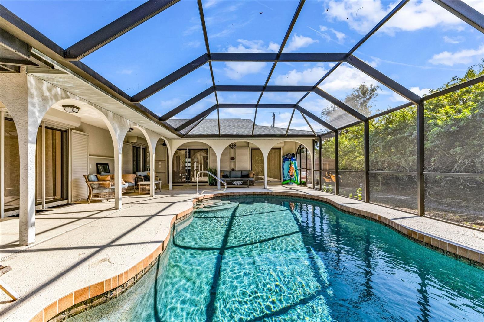 Image 9 of 76 For 1199 Beacon Drive