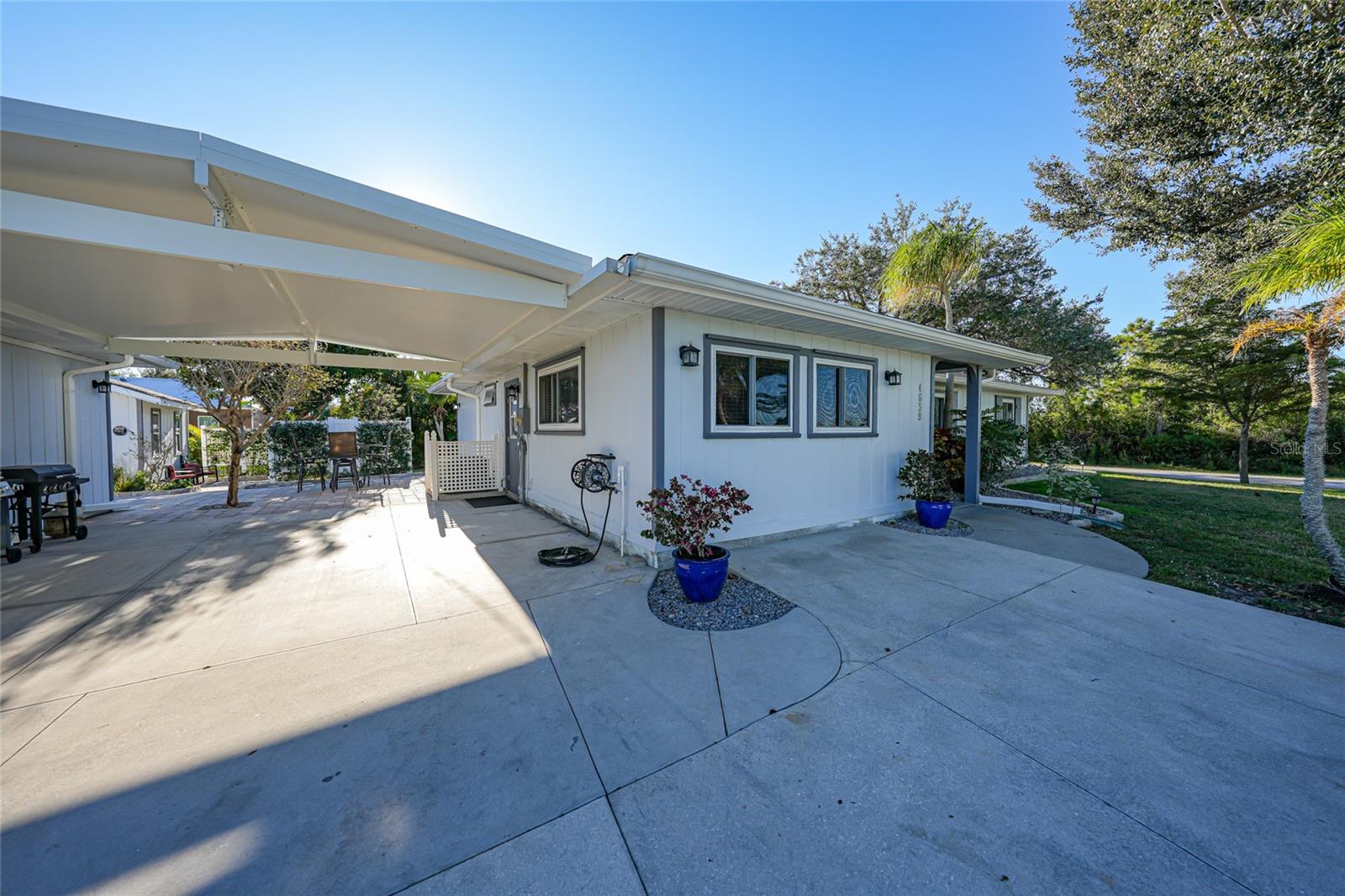 Image 3 of 65 For 4639 Kempson Lane