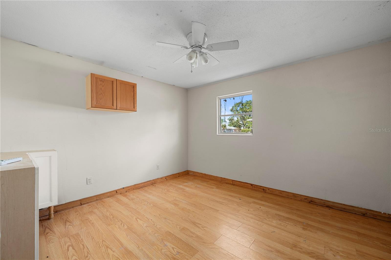 Image 17 of 38 For 2158 Beacon Drive