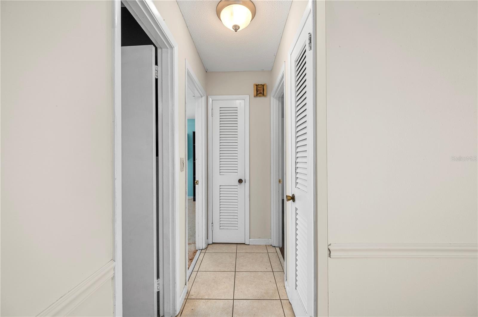 Image 19 of 38 For 2158 Beacon Drive