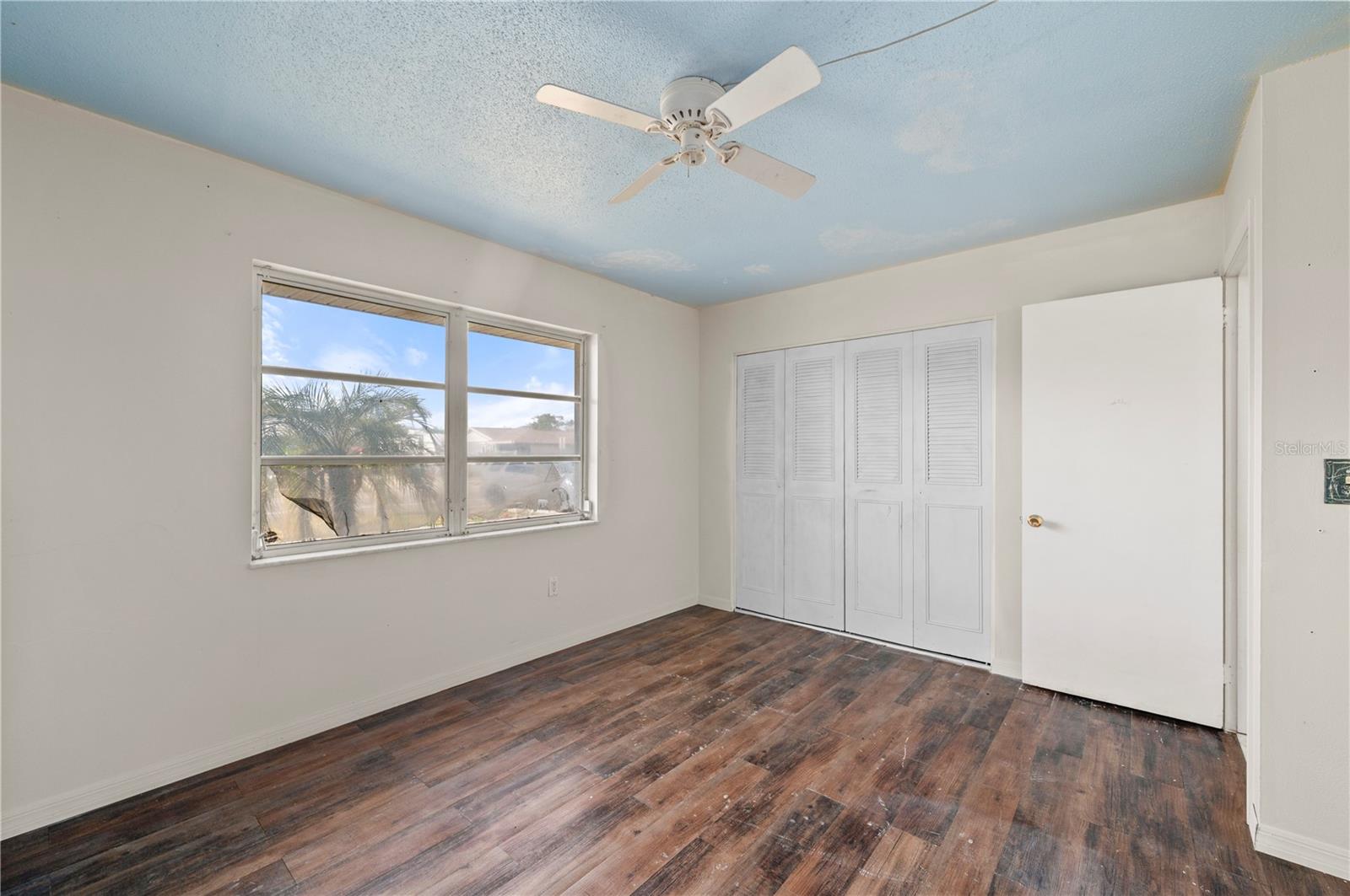 Image 22 of 38 For 2158 Beacon Drive