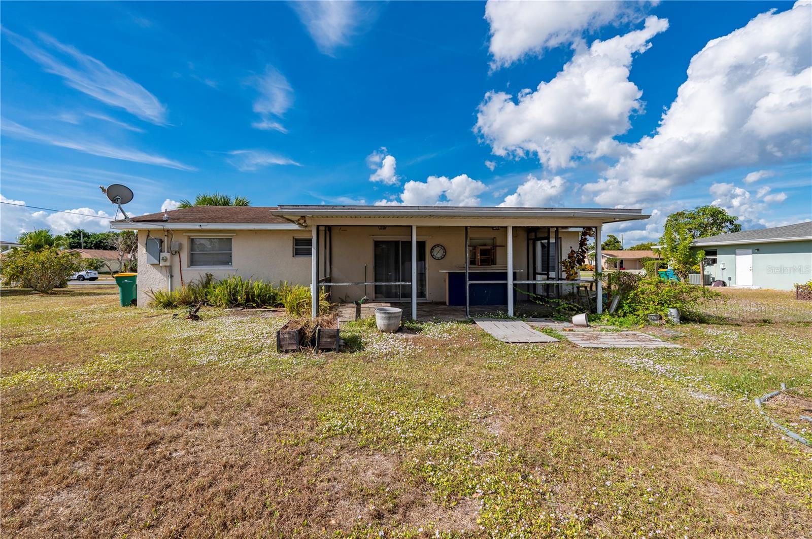 Image 26 of 38 For 2158 Beacon Drive