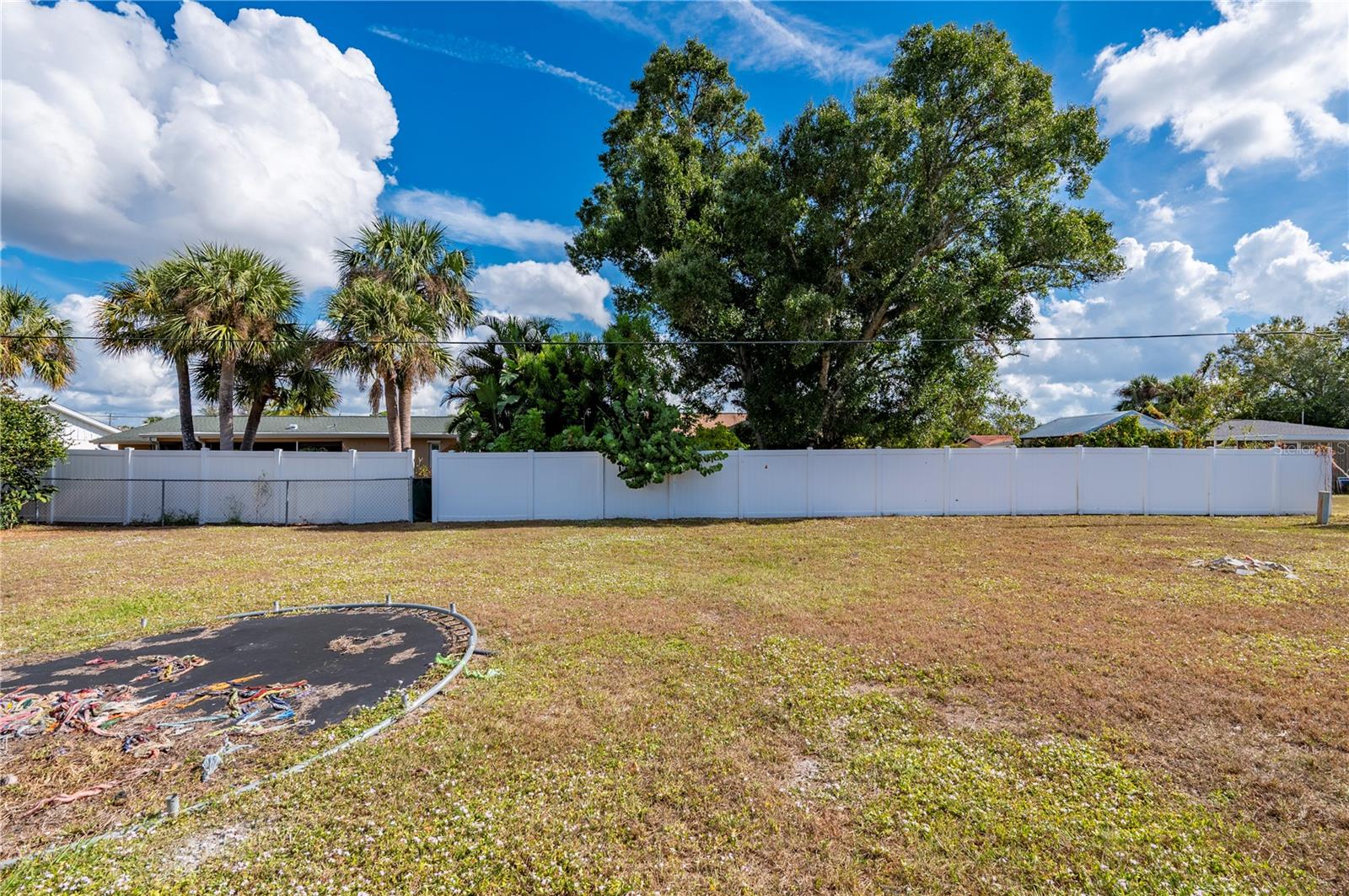 Image 27 of 38 For 2158 Beacon Drive