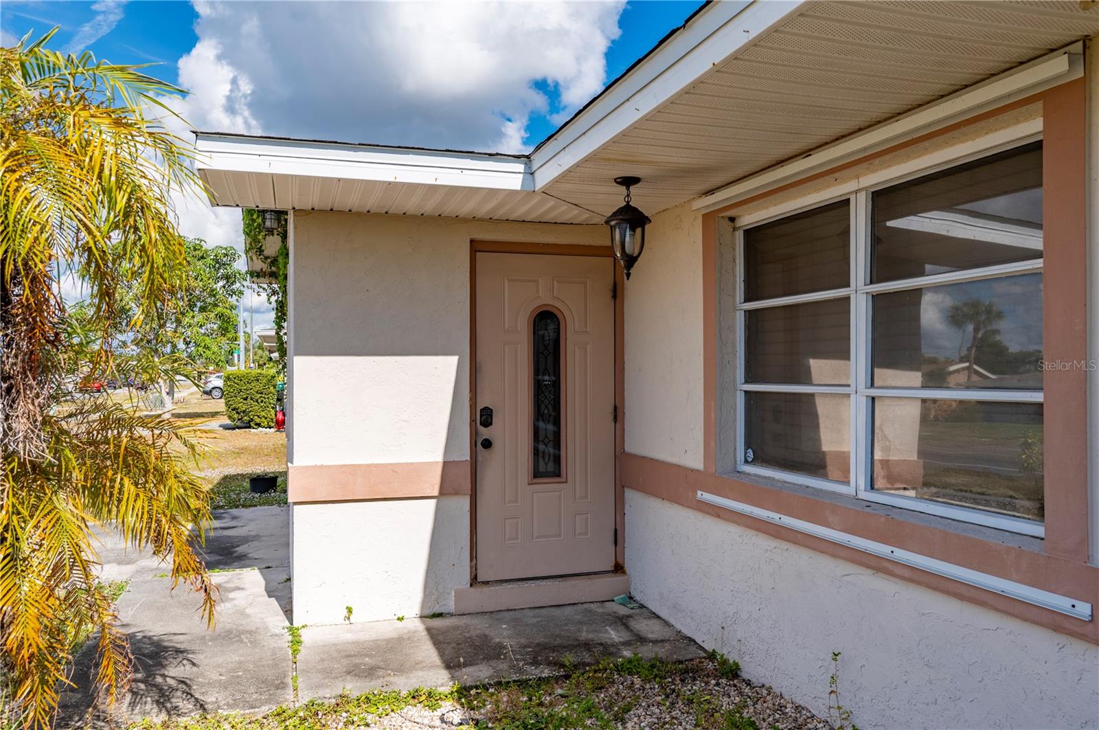 Image 5 of 38 For 2158 Beacon Drive