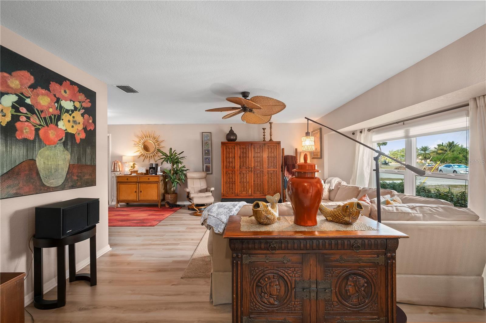 Image 10 of 77 For 28427 Sabal Palm Drive