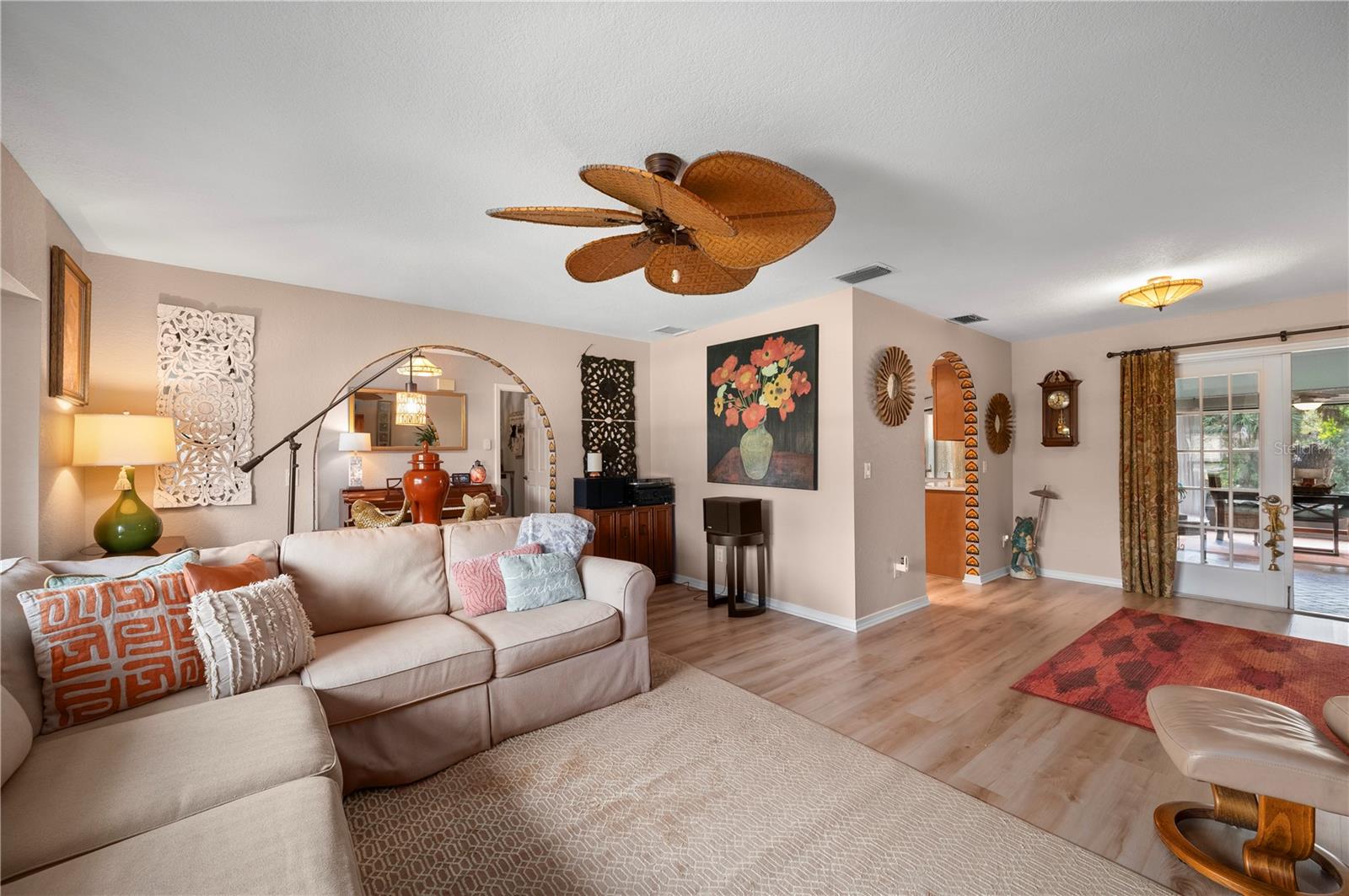 Image 13 of 77 For 28427 Sabal Palm Drive