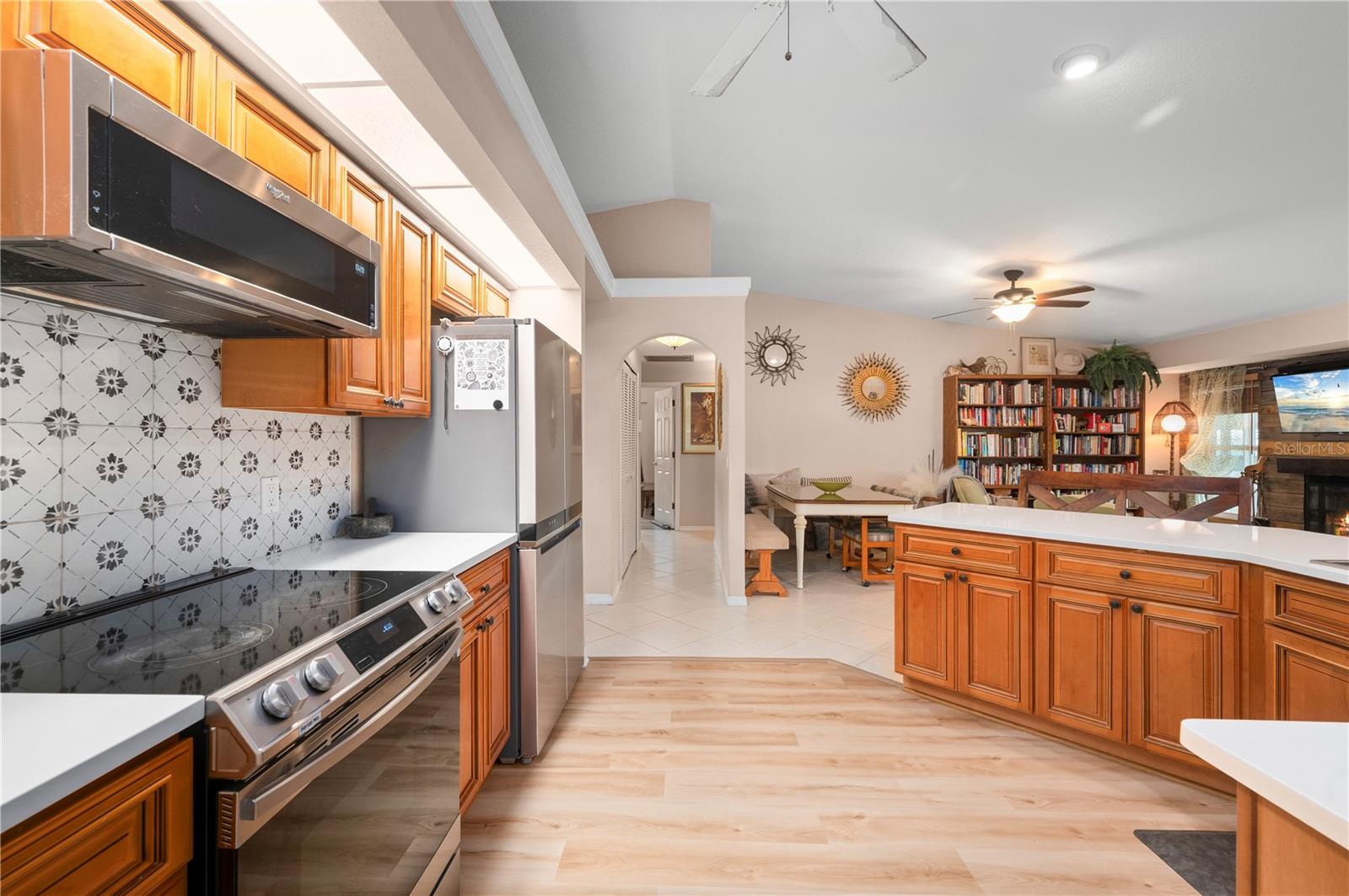 Image 16 of 77 For 28427 Sabal Palm Drive