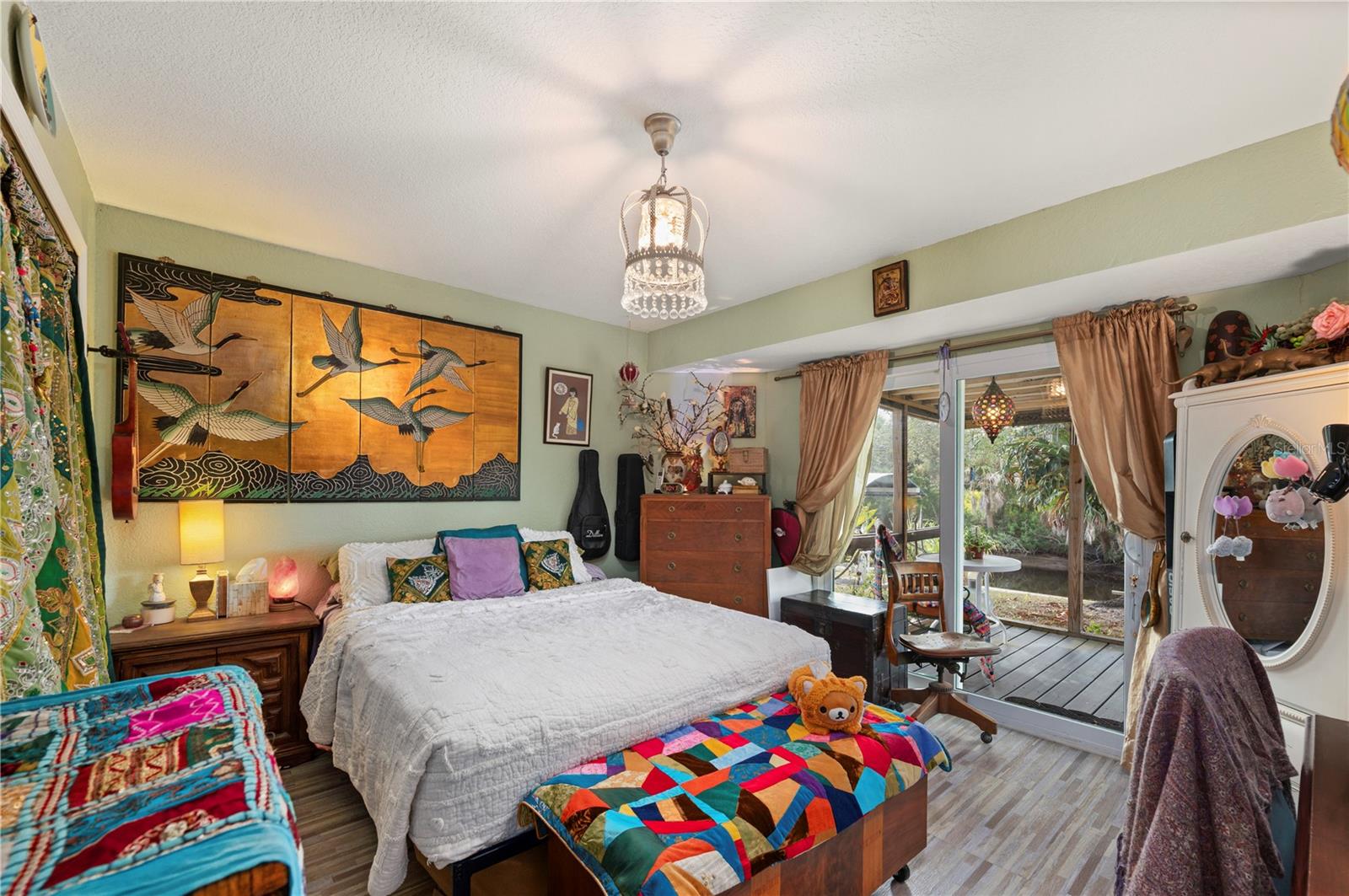 Image 33 of 77 For 28427 Sabal Palm Drive