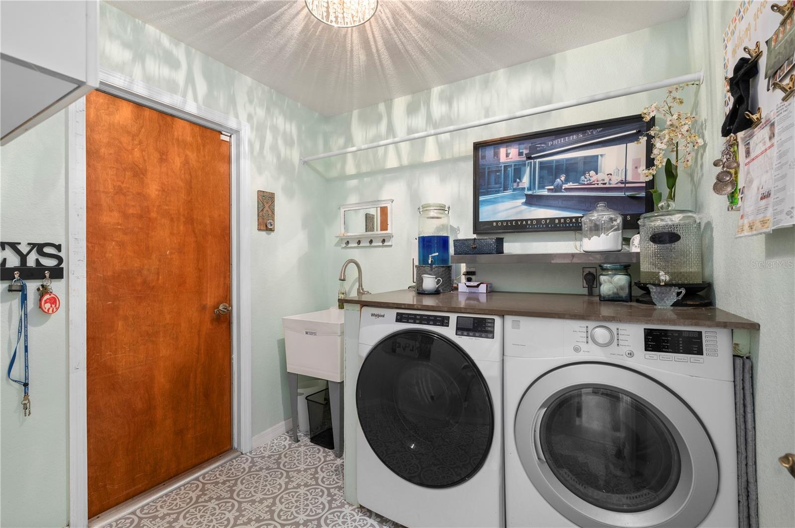 Image 36 of 77 For 28427 Sabal Palm Drive