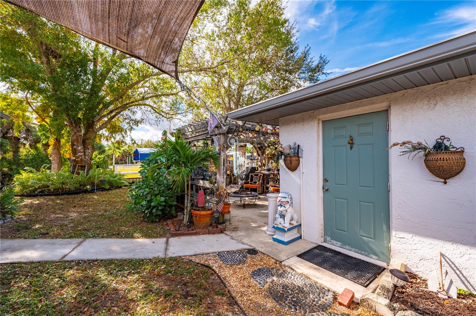 Image 42 of 77 For 28427 Sabal Palm Drive