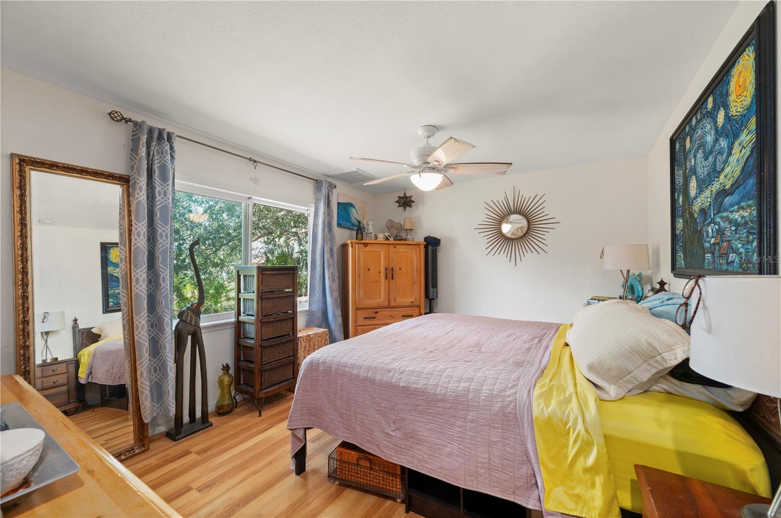 Image 48 of 77 For 28427 Sabal Palm Drive