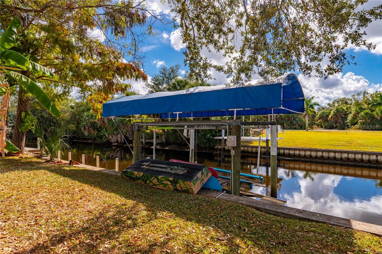 Image 60 of 77 For 28427 Sabal Palm Drive