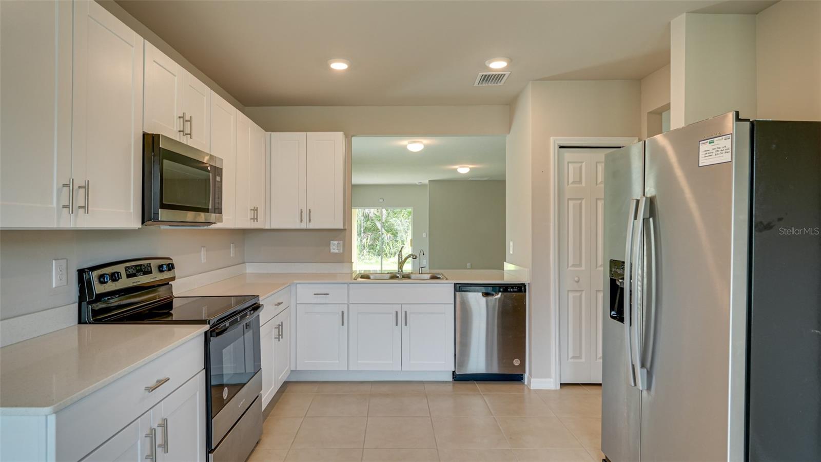 Image 10 of 27 For 2261 Barrister Street