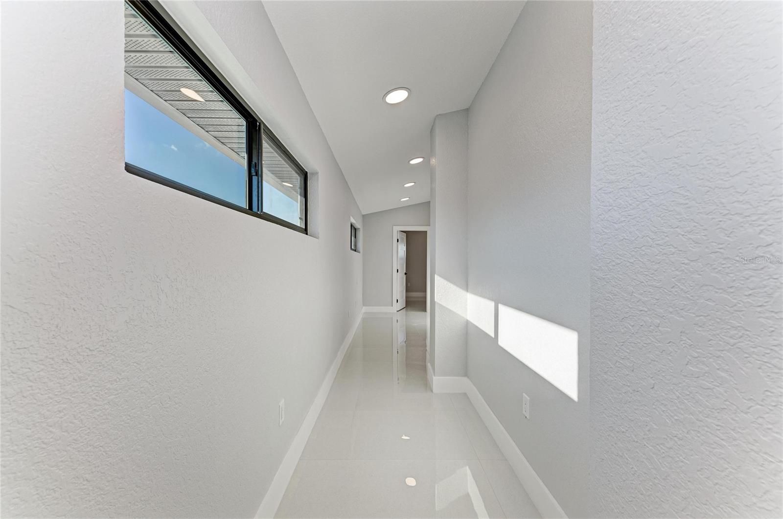 Image 48 of 73 For 258 Tait Terrace Se