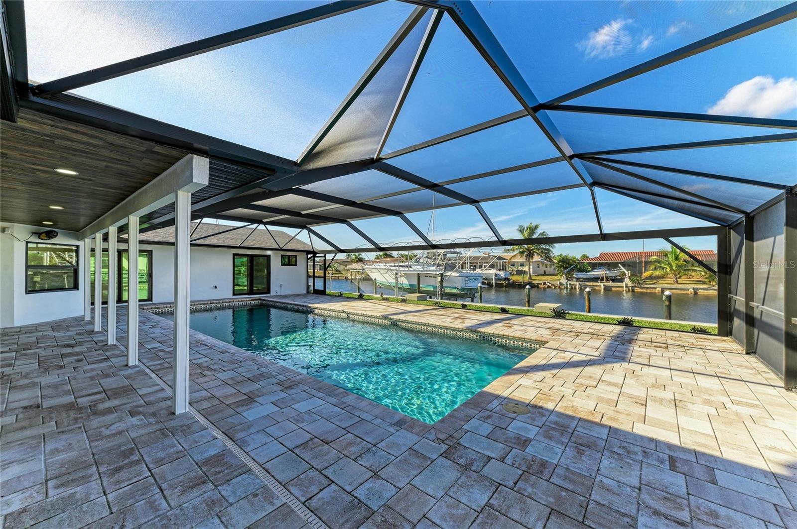 Image 60 of 73 For 258 Tait Terrace Se