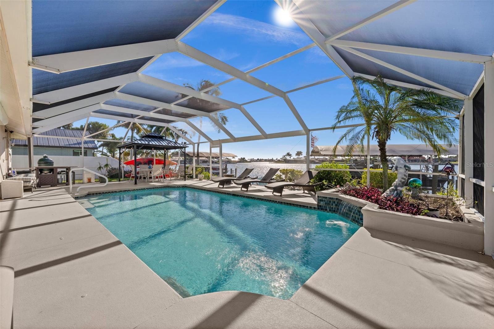 Image 2 of 50 For 626 Cape Coral Parkway W