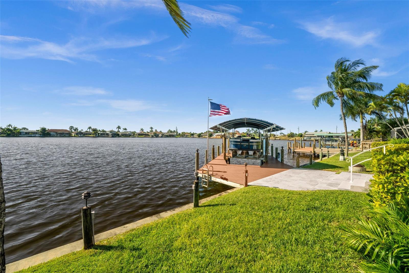 Image 31 of 50 For 626 Cape Coral Parkway W