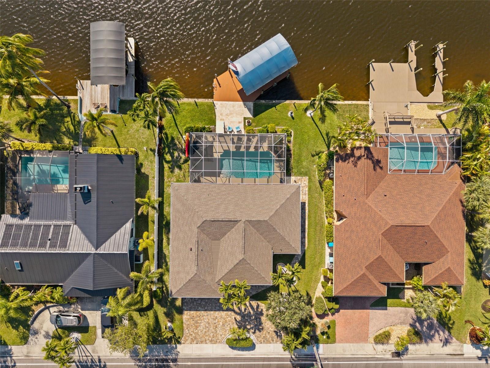 Image 35 of 50 For 626 Cape Coral Parkway W
