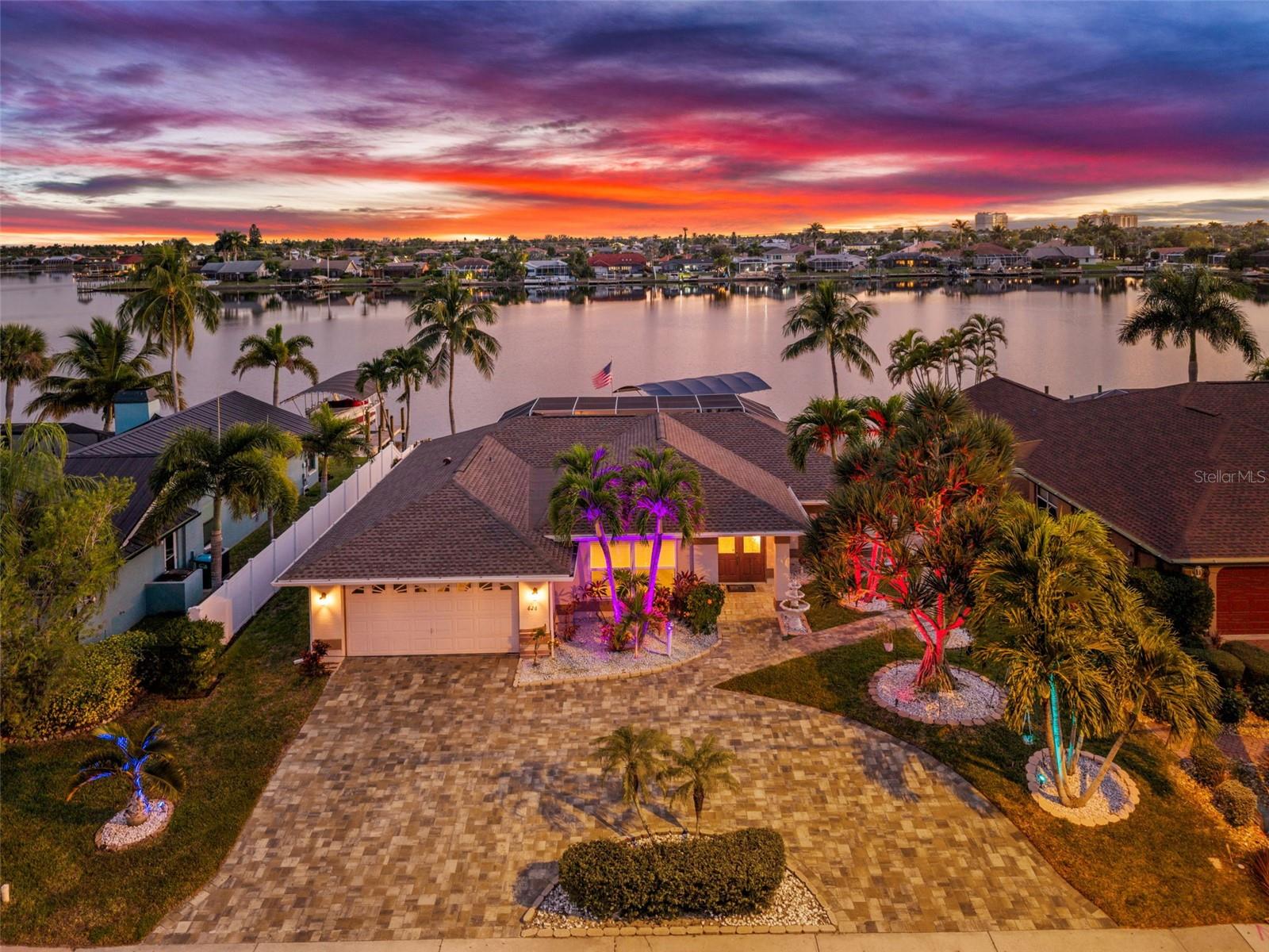 Image 41 of 50 For 626 Cape Coral Parkway W