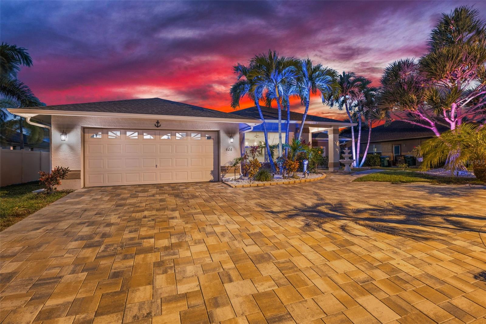 Image 43 of 50 For 626 Cape Coral Parkway W