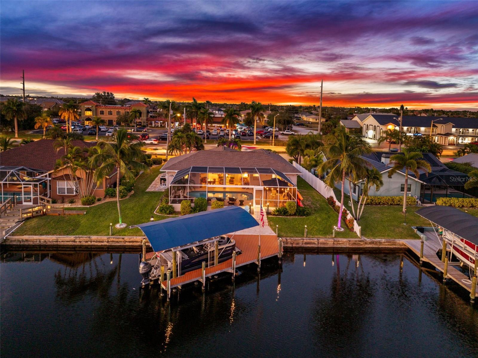 Image 44 of 50 For 626 Cape Coral Parkway W