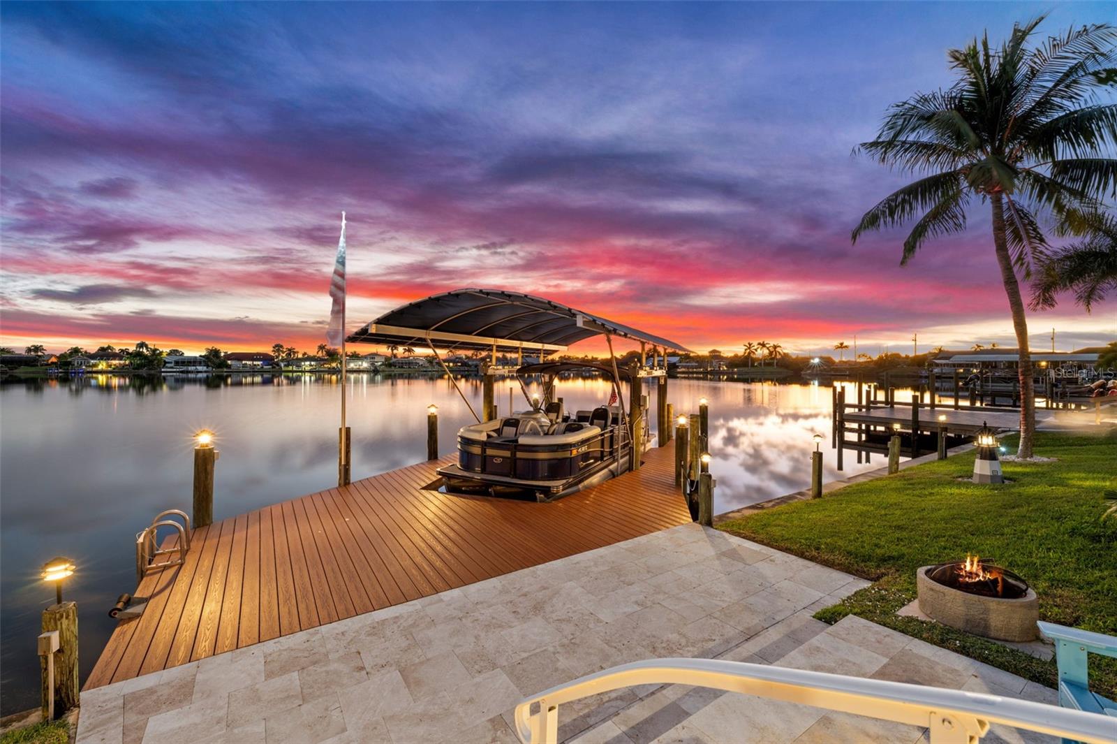Image 45 of 50 For 626 Cape Coral Parkway W