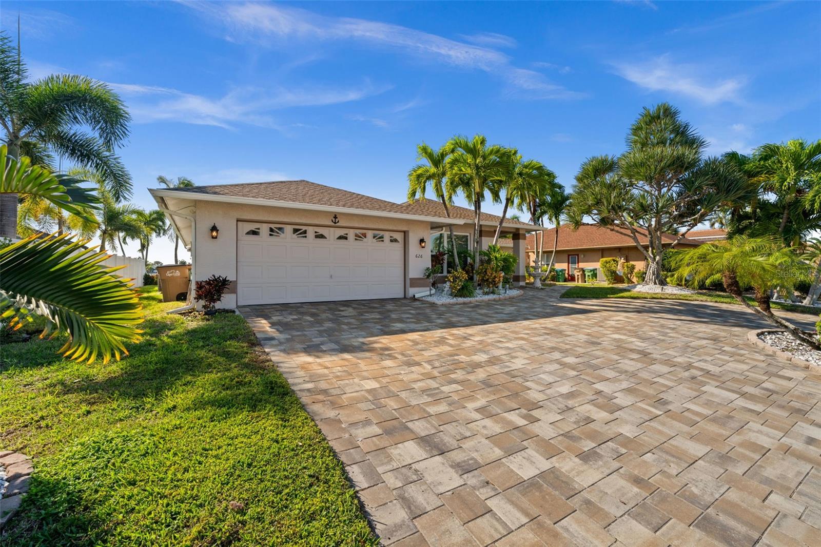 Image 6 of 50 For 626 Cape Coral Parkway W