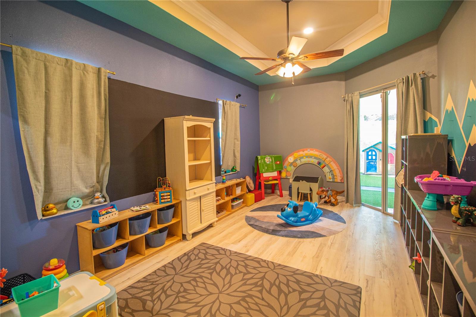 Image 10 of 61 For 17162 Toledo Blade Boulevard